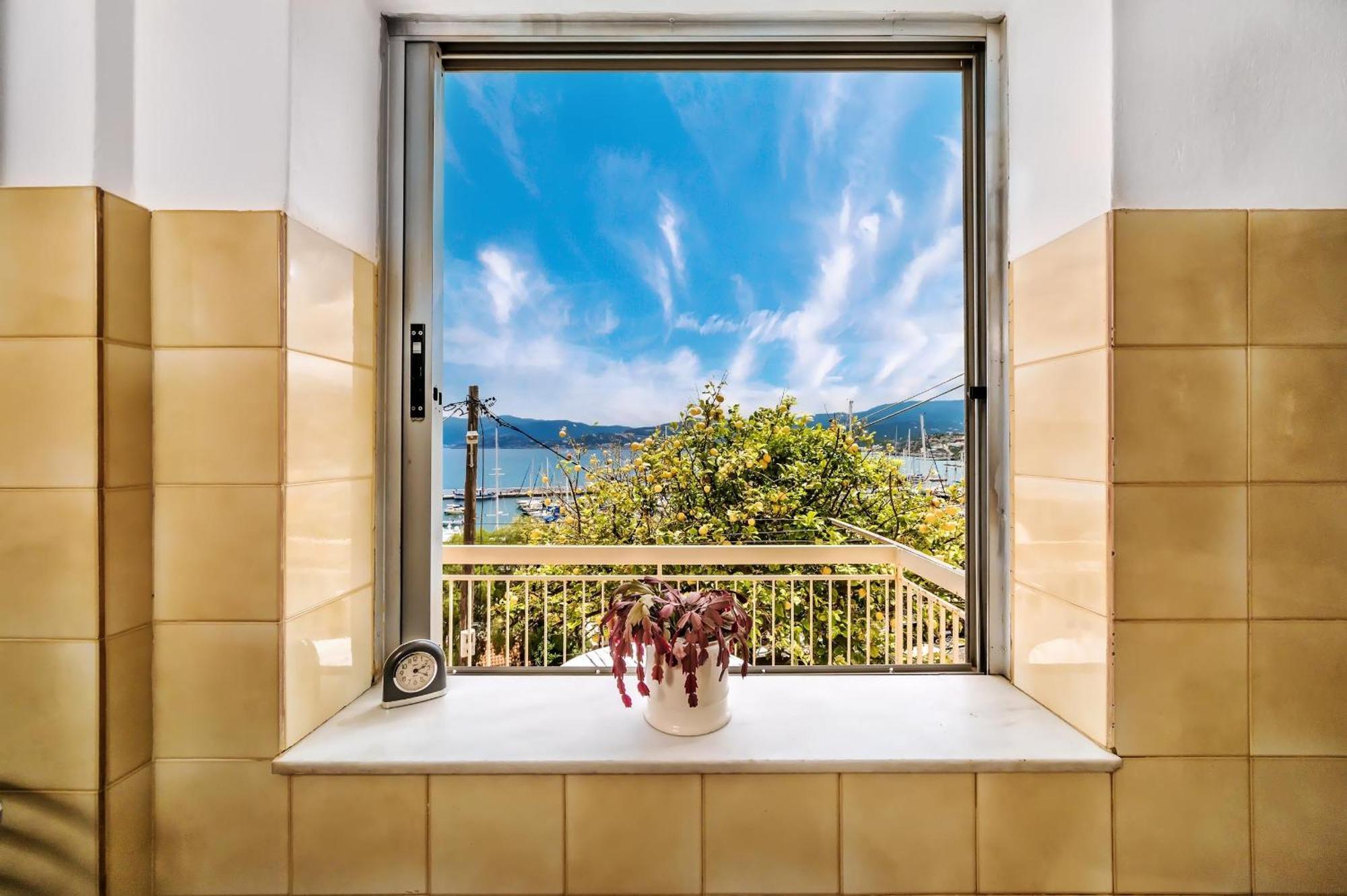Jelena Apartments By The Sea Agios Nikolaos Extérieur photo
